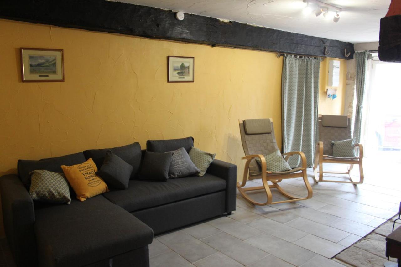 Gite La Pimparola Villa Nouic Esterno foto